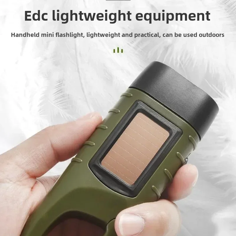 Lampe de poche solaire légère  - Outdoor Camping Essential Gear avis et prix